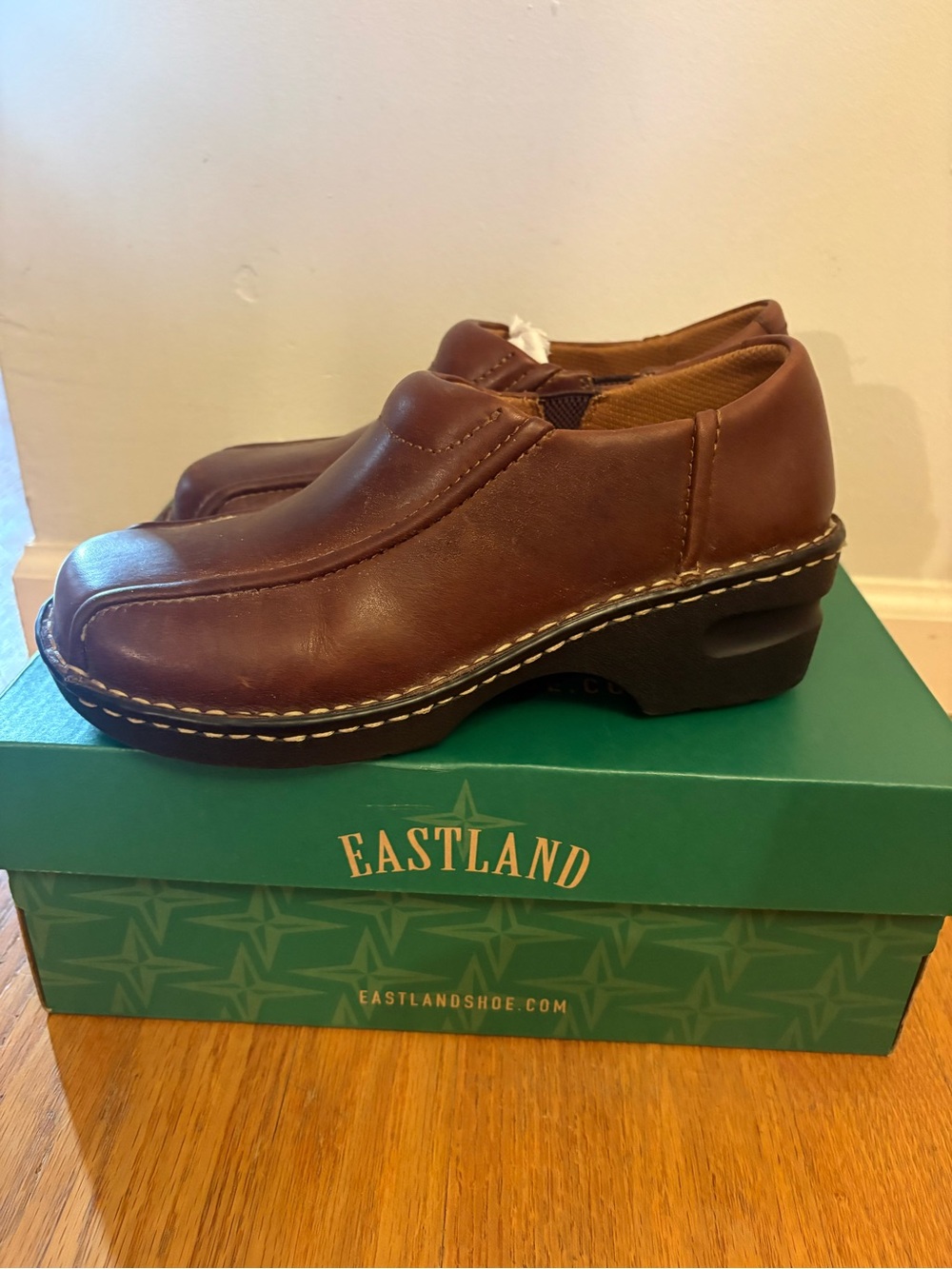 Eastland Tracie Shoes Womens 7.5 M Slip On Casual Comfort Leather Block Brown